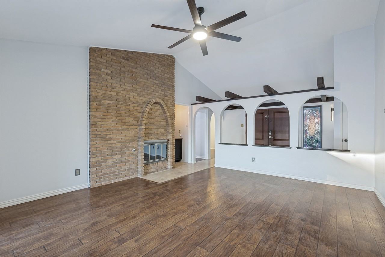 12311 Cedar Bend Dr - Photo 7 of 25