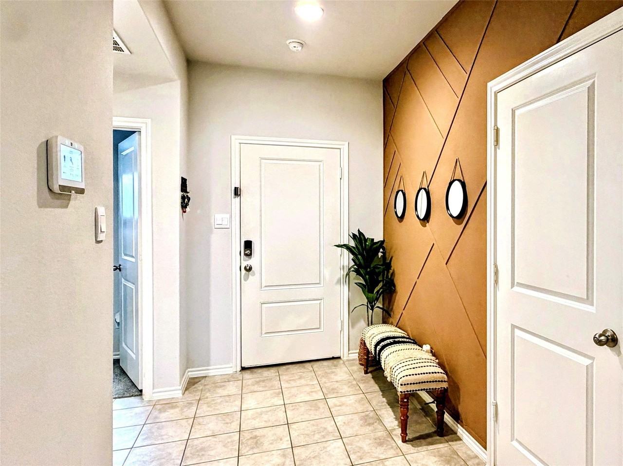 16628 Hay Valley Dr - Photo 4 of 19