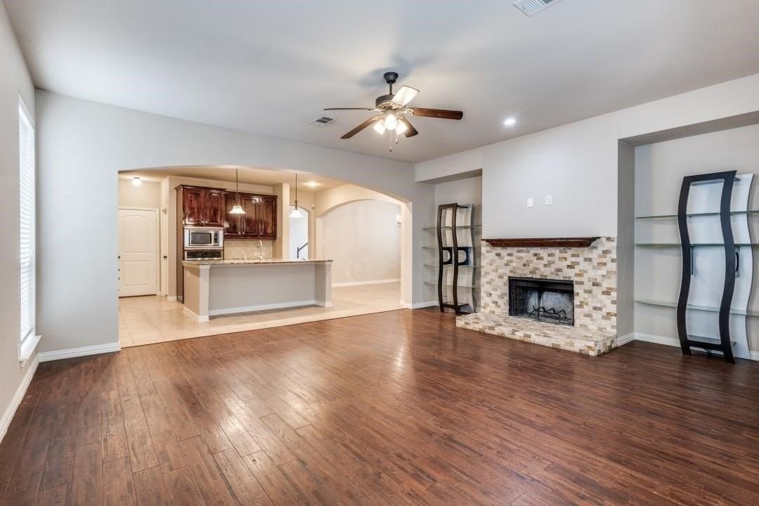 205 Chester Dr - Photo 5 of 22