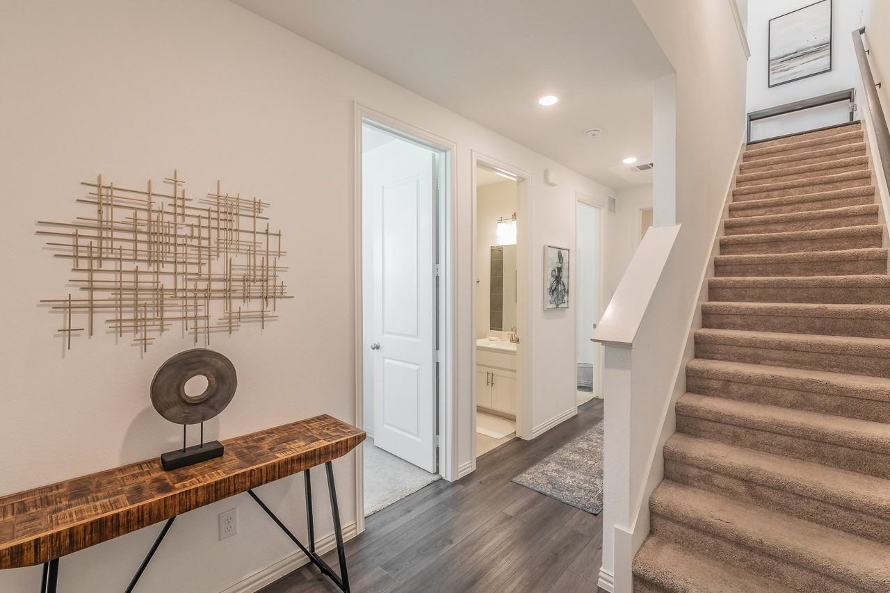 7535 Millingston Rd - Photo 2 of 38