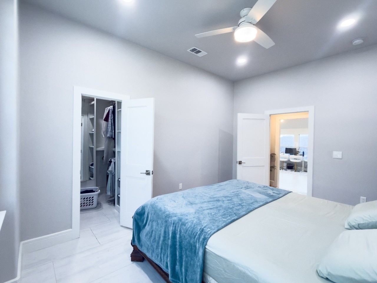 7906 Thorneywood Rd - Photo 7 of 13