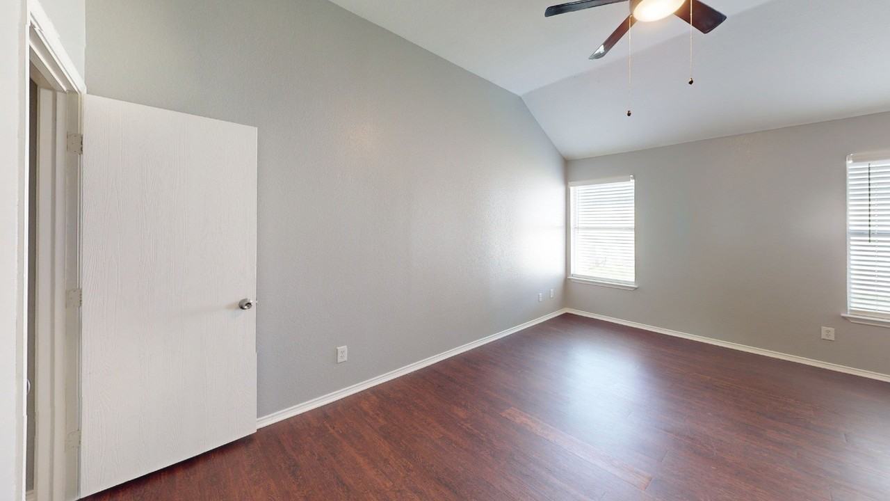 207 Lake Wichita Dr - Photo 5 of 21