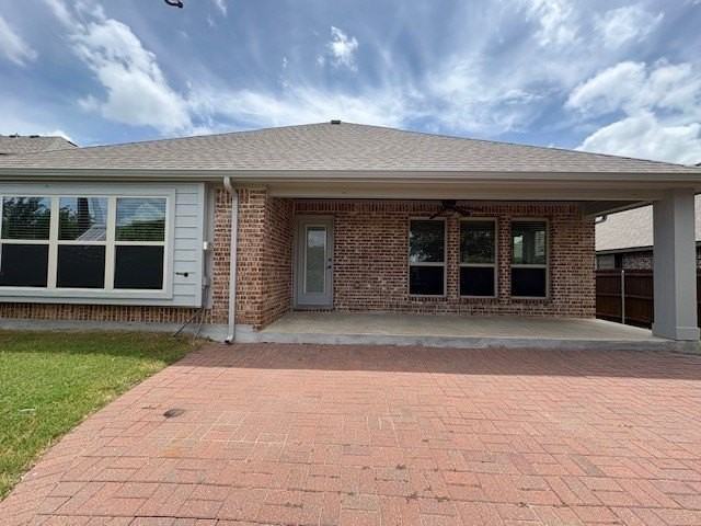 9400 Wellington Dr - Photo 2 of 23