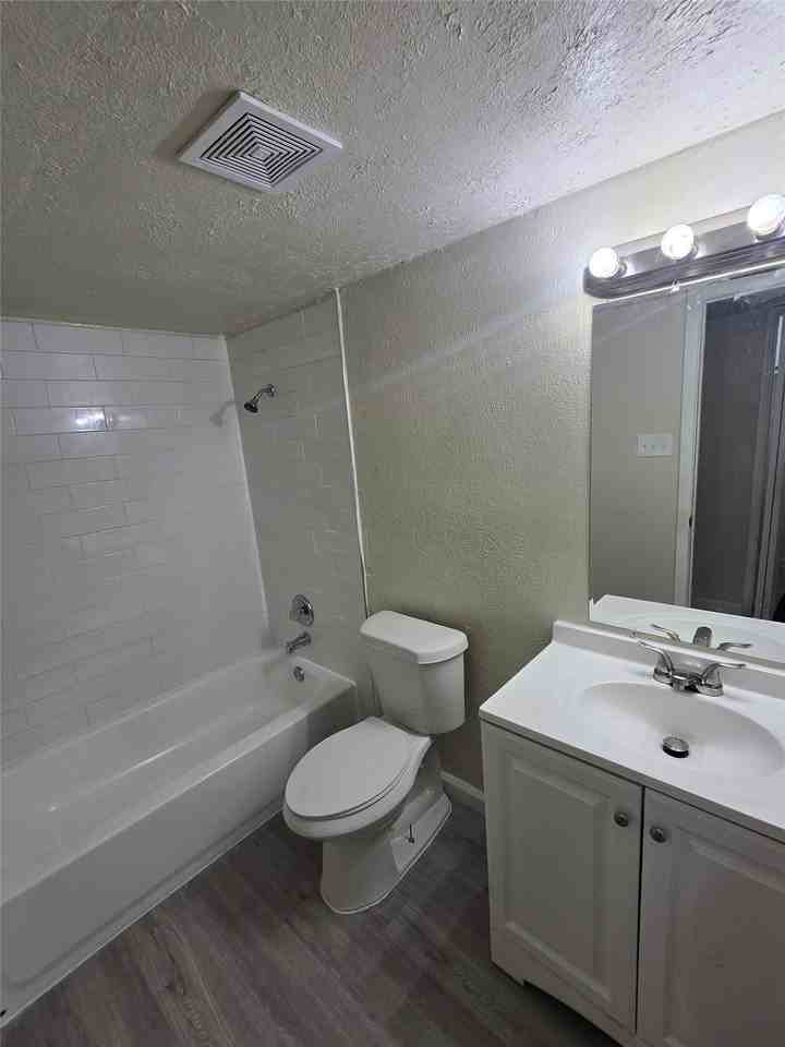 7130 Hedge Dr - Photo 7 of 10