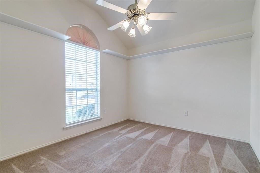 7210 Gillon Dr - Photo 2 of 14