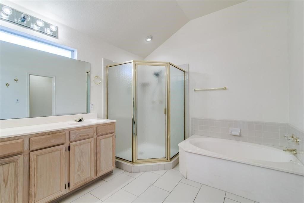 7210 Gillon Dr - Photo 3 of 14
