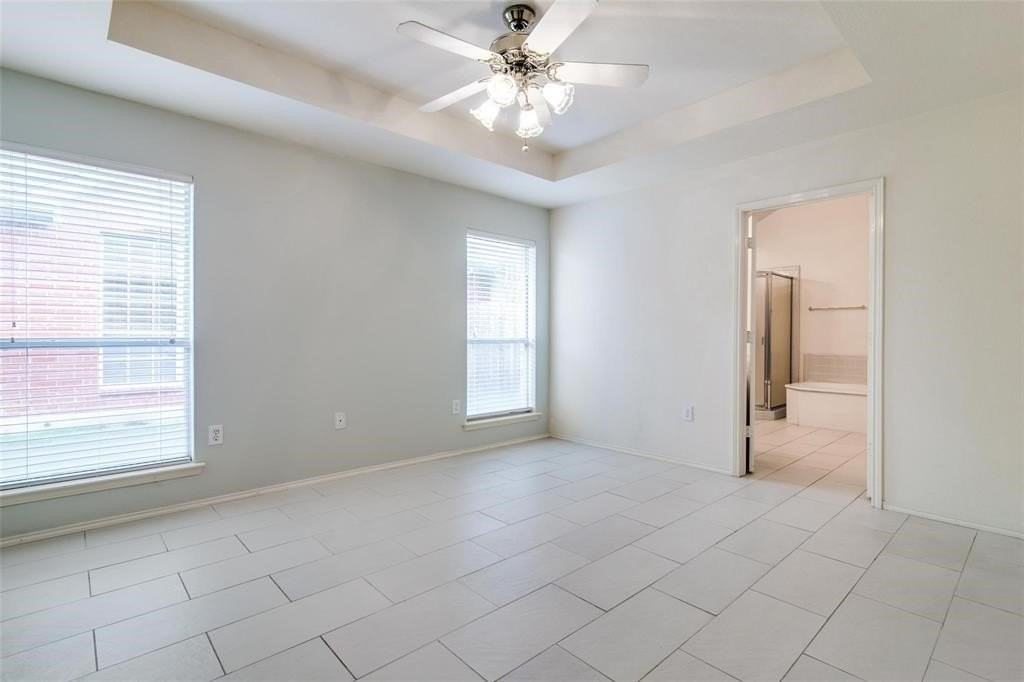 7210 Gillon Dr - Photo 4 of 14