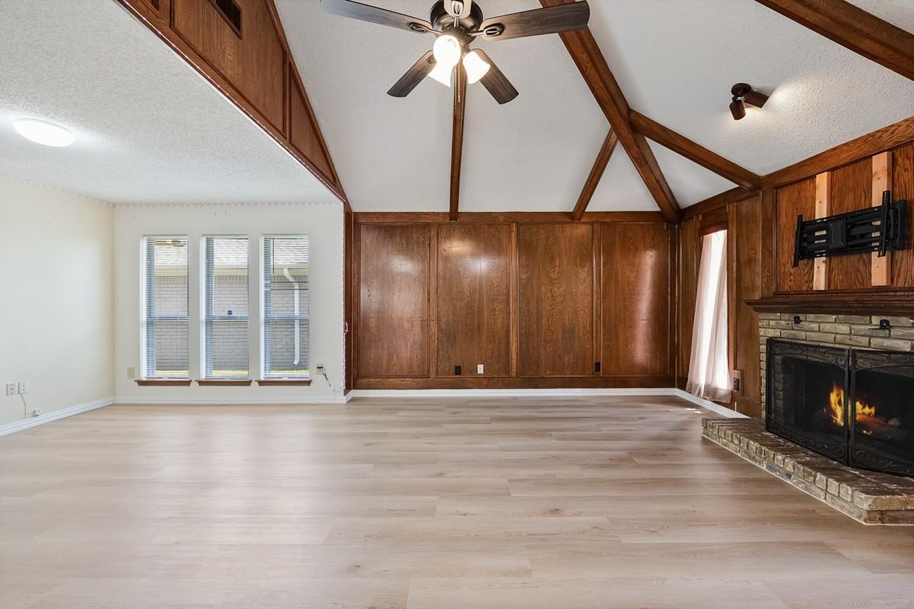 3217 Laurel Oaks Ct - Photo 3 of 23