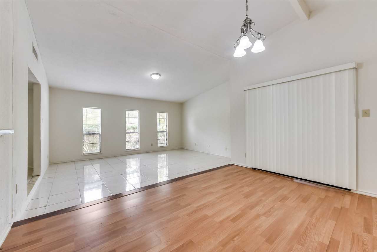 10547 Black Walnut Dr - Photo 6 of 17