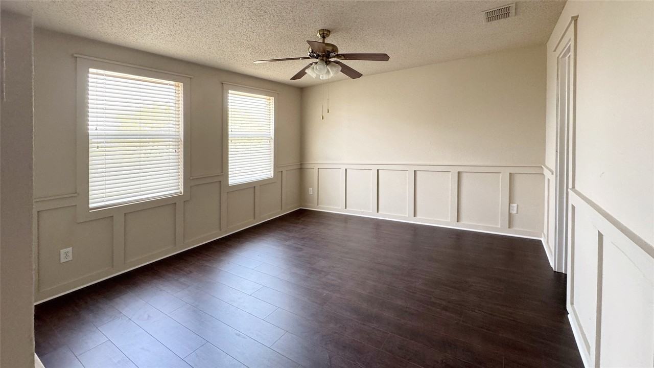 5321 Devils River Dr - Photo 5 of 17