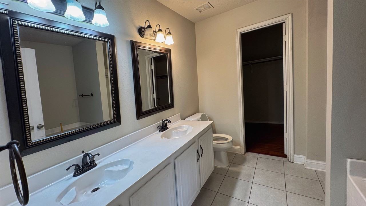 5321 Devils River Dr - Photo 7 of 17