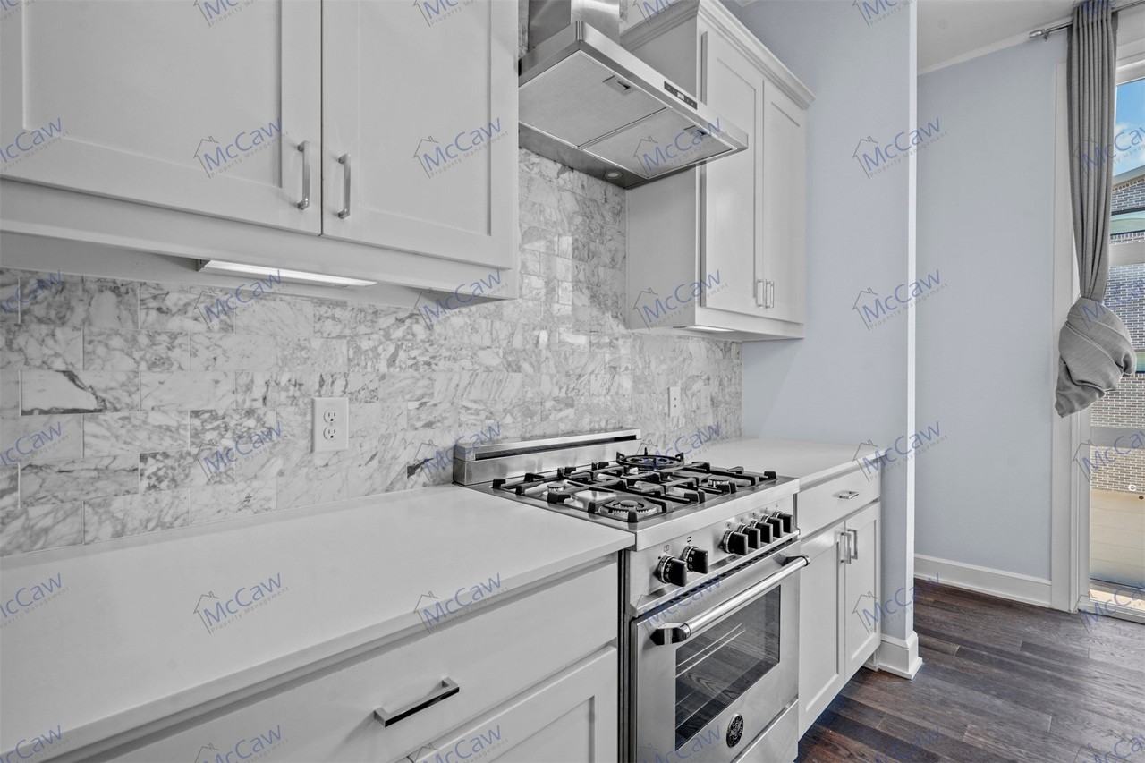 5202 Capitol Ave #1108 - Photo 4 of 20