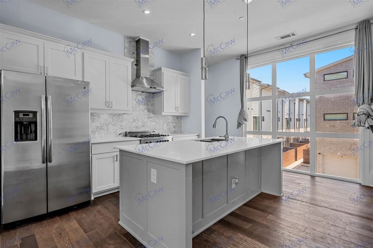 5202 Capitol Ave #1108 - Photo 6 of 20