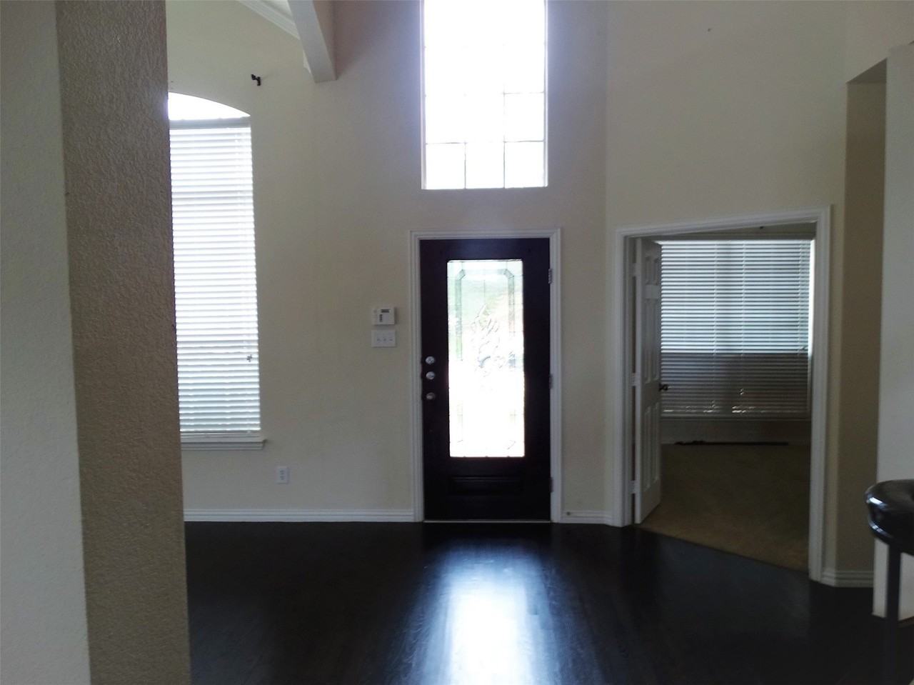 11897 Lampwick Ln - Photo 4 of 28