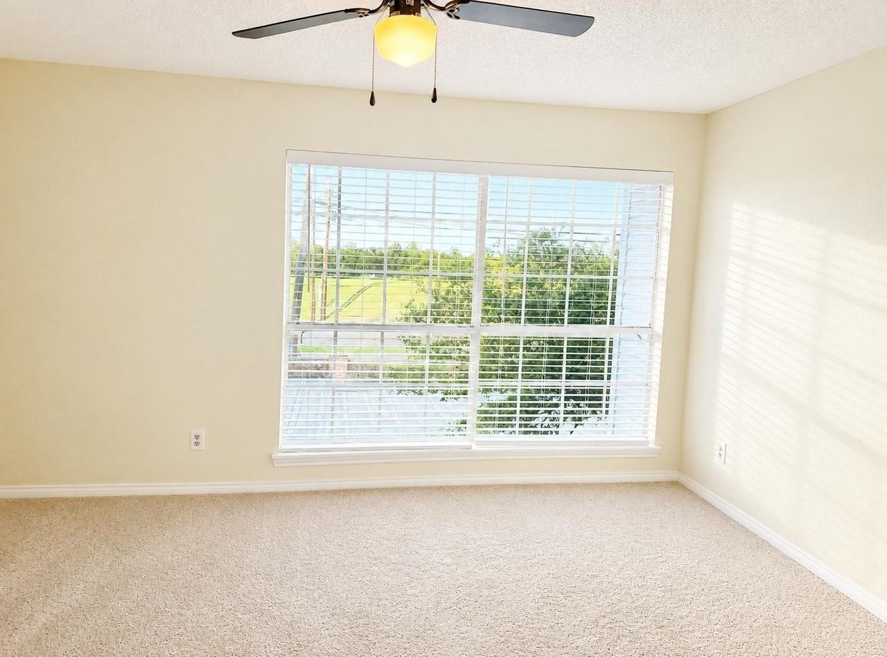 12921 Abrams Rd #312 - Photo 5 of 8