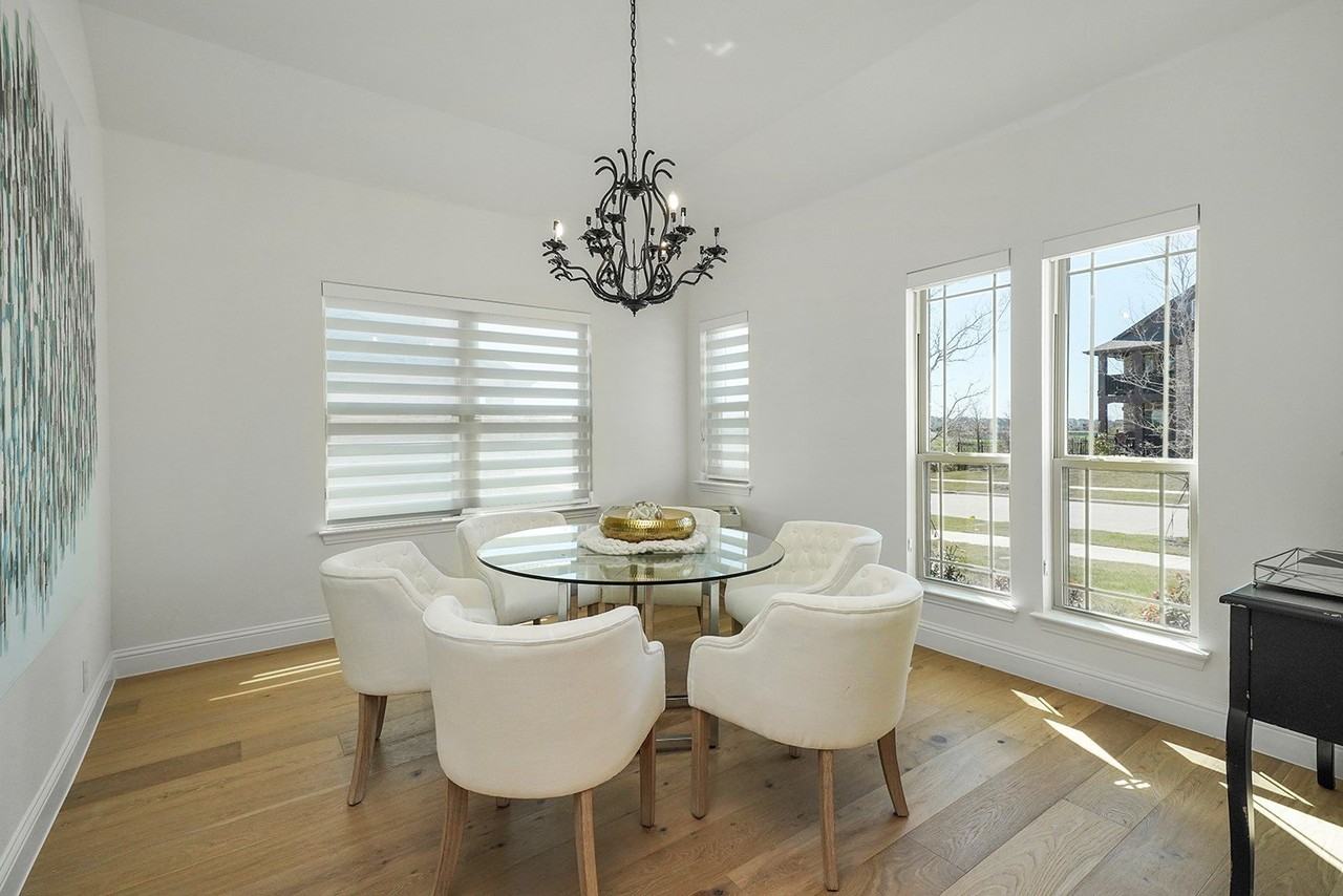 4110 Mill Pond Dr - Photo 5 of 37