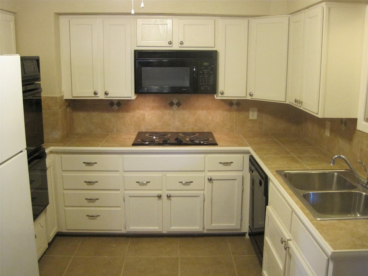 6117 Rincon Way - Photo 2 of 20
