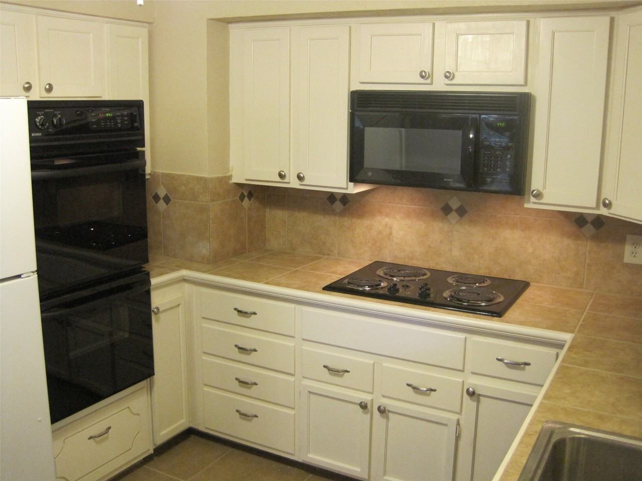 6117 Rincon Way - Photo 3 of 20