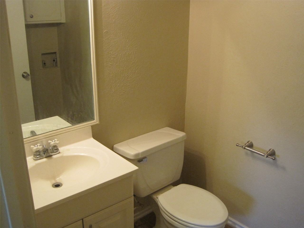 6117 Rincon Way - Photo 7 of 20
