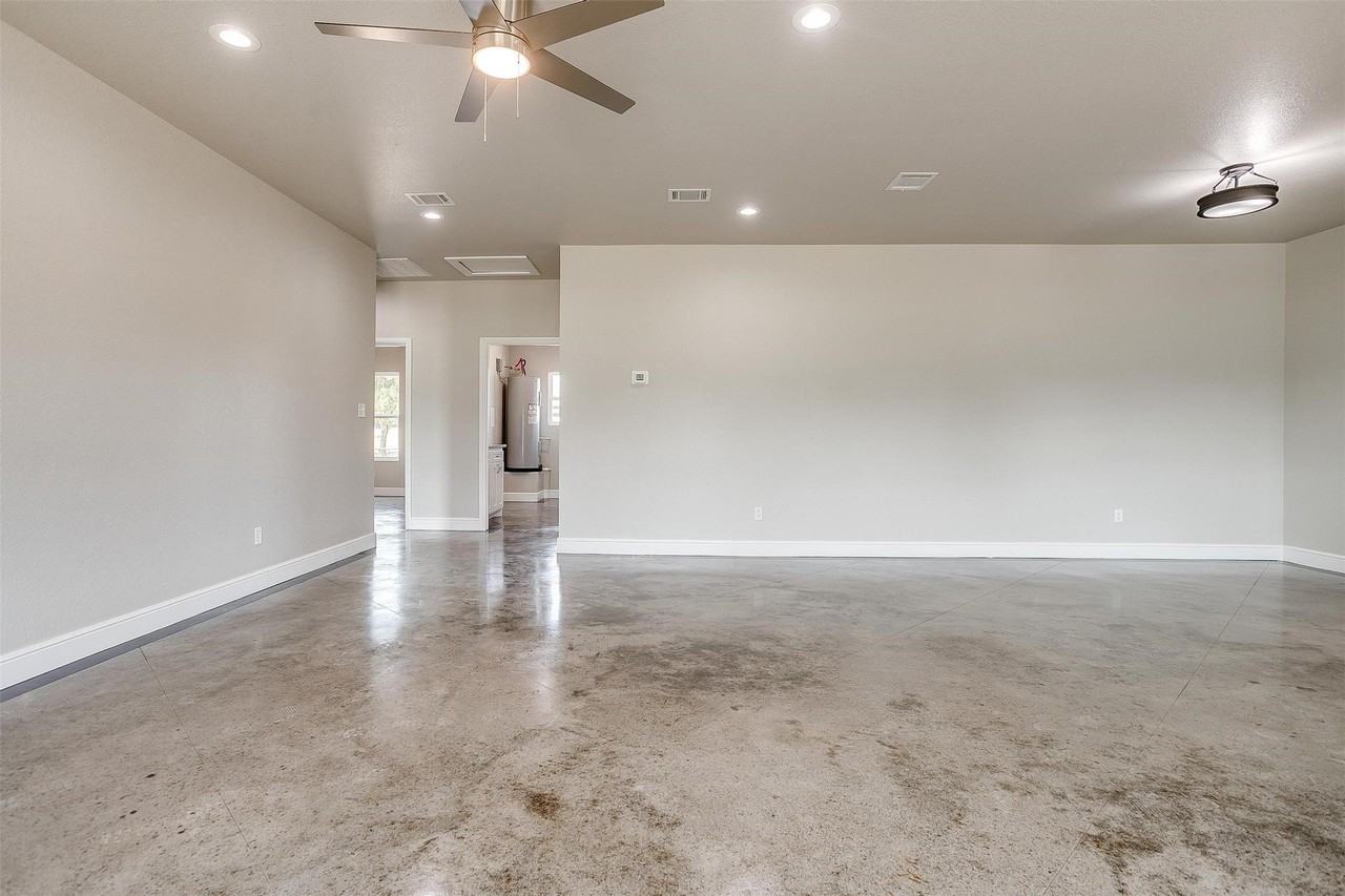 20 Frost Ln Unit B #20B - Photo 2 of 8