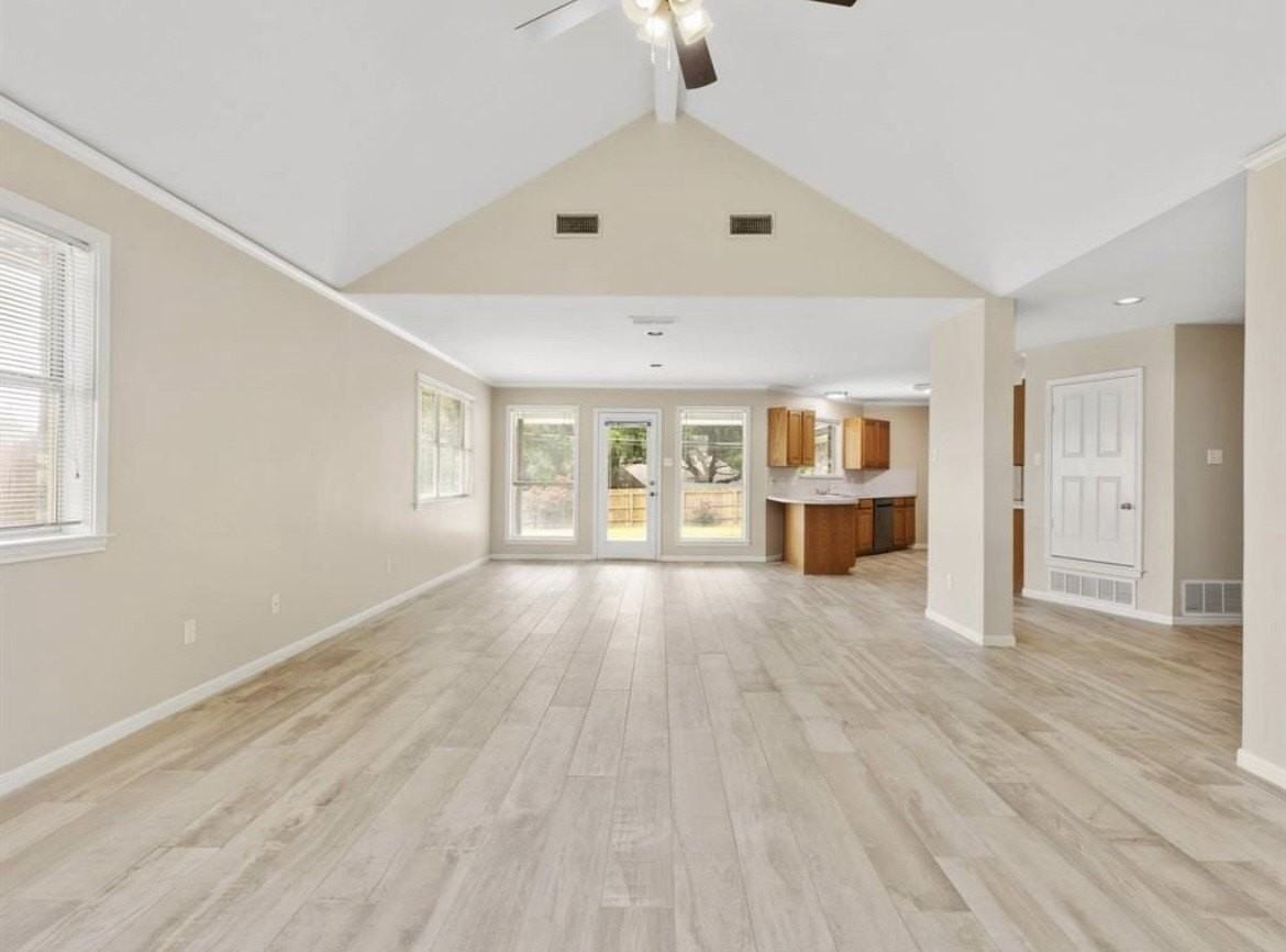 5313 Mission Cir - Photo 6 of 24