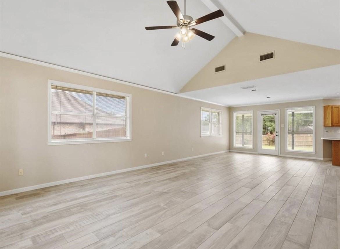 5313 Mission Cir - Photo 7 of 24