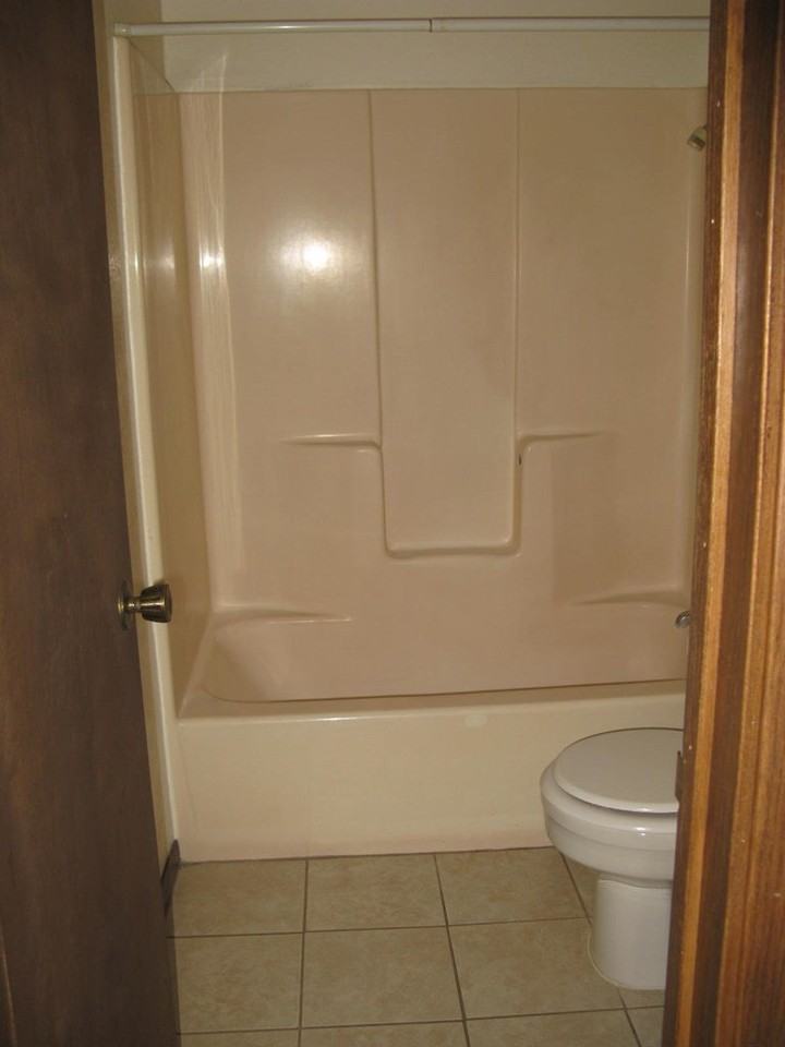 1009 Ne 7th St #C - Photo 6 of 7