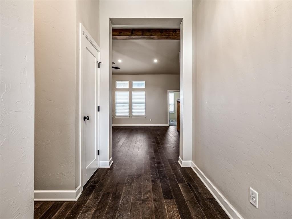 S 89 Pl E - Photo 5 of 45