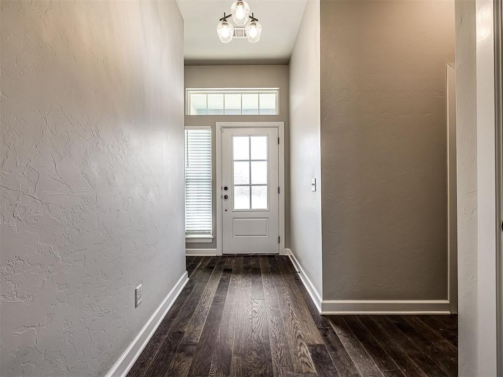 S 89 Pl E - Photo 6 of 45
