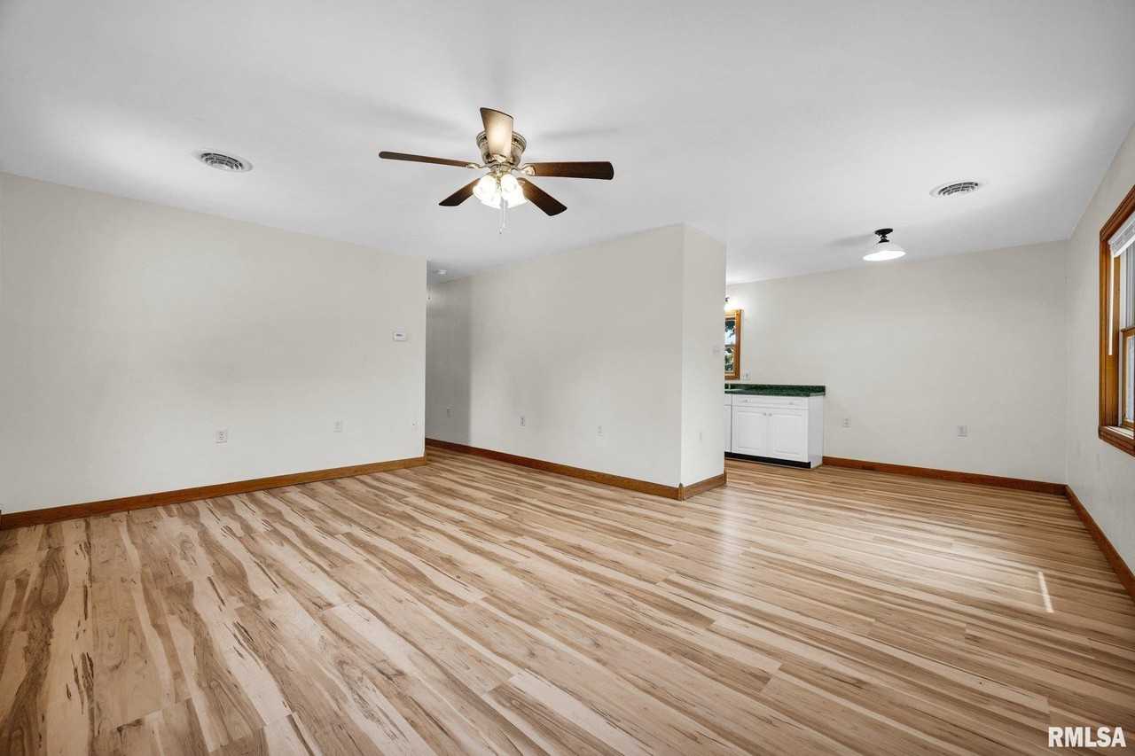 108 Radisson Rd - Photo 5 of 41
