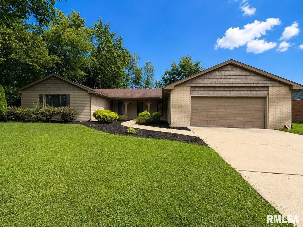 122 W Morningside Dr - Photo 3 of 47