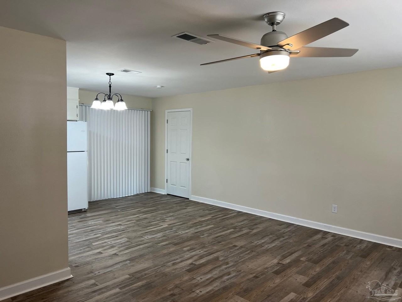 6359 Cotton St - Photo 4 of 15