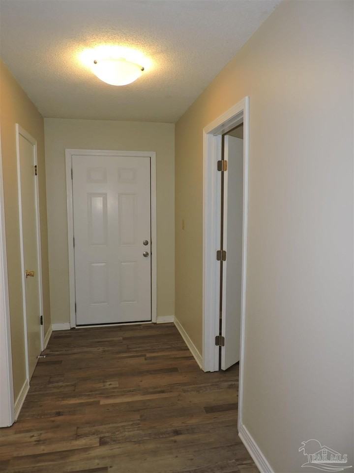 3206 Raines St - Photo 2 of 28