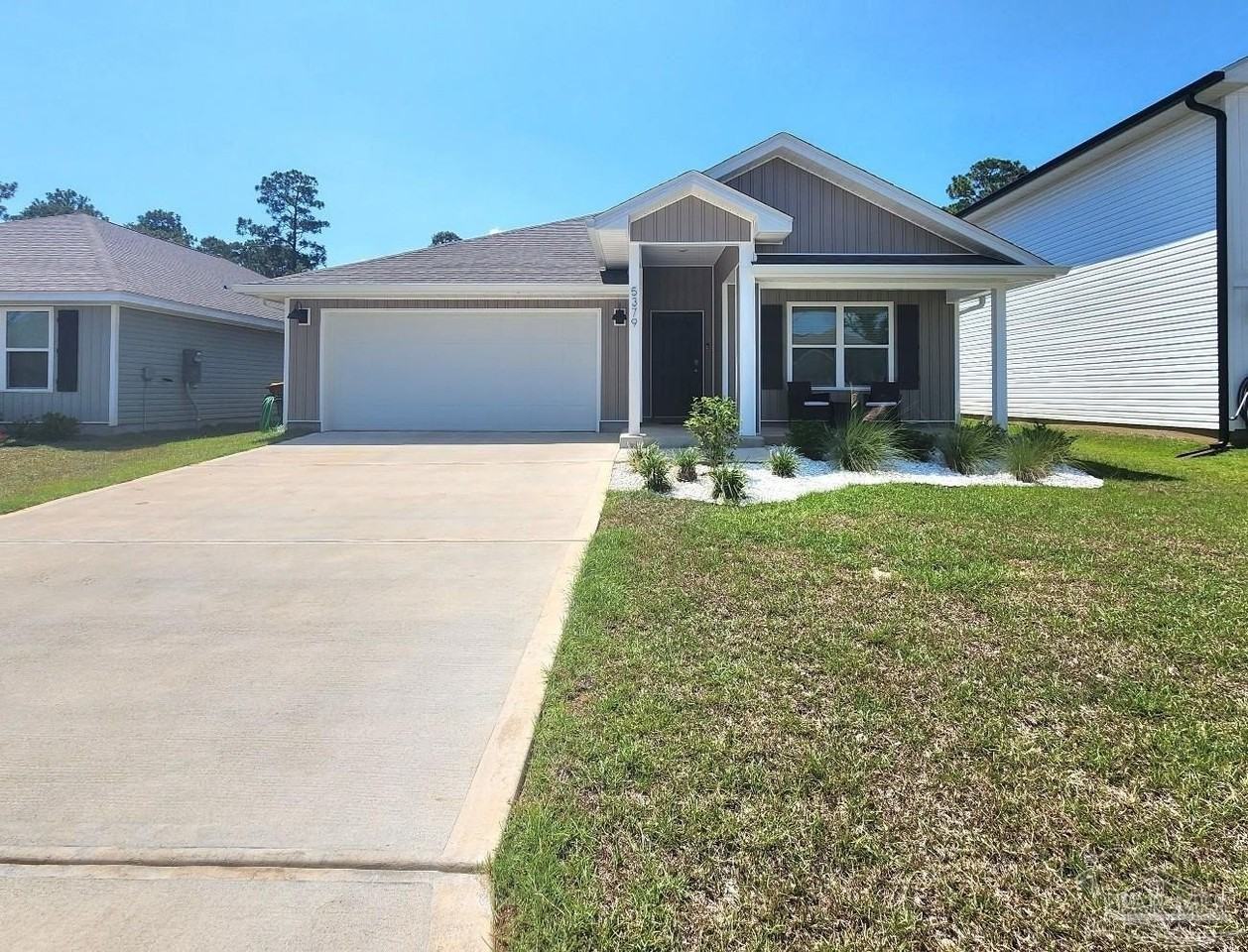 5379 Peach Dr - Photo 2 of 23
