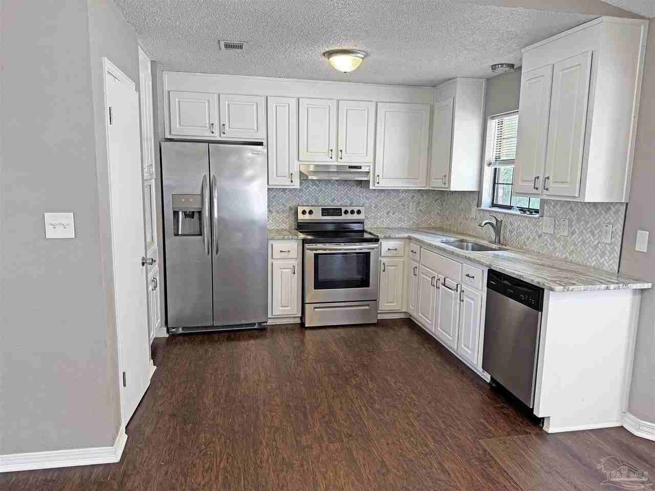 7524 Sandy Creek Dr - Photo 5 of 19
