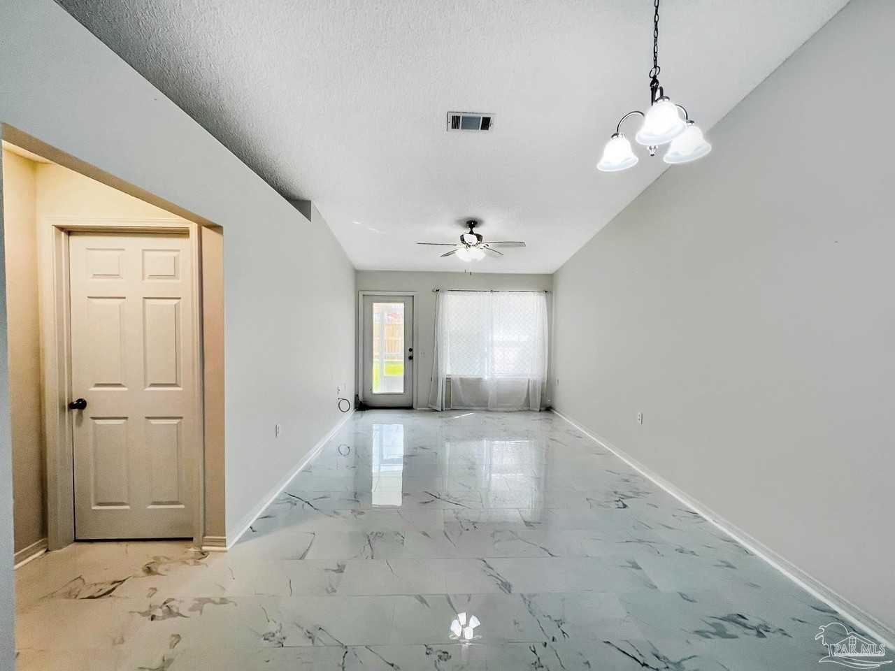 8124 Heirloom Dr - Photo 6 of 16