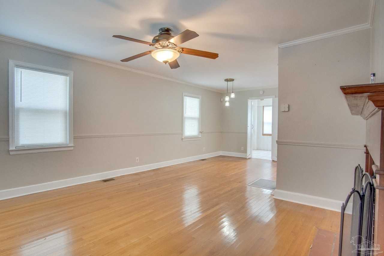 1613 E Jordan St - Photo 3 of 28