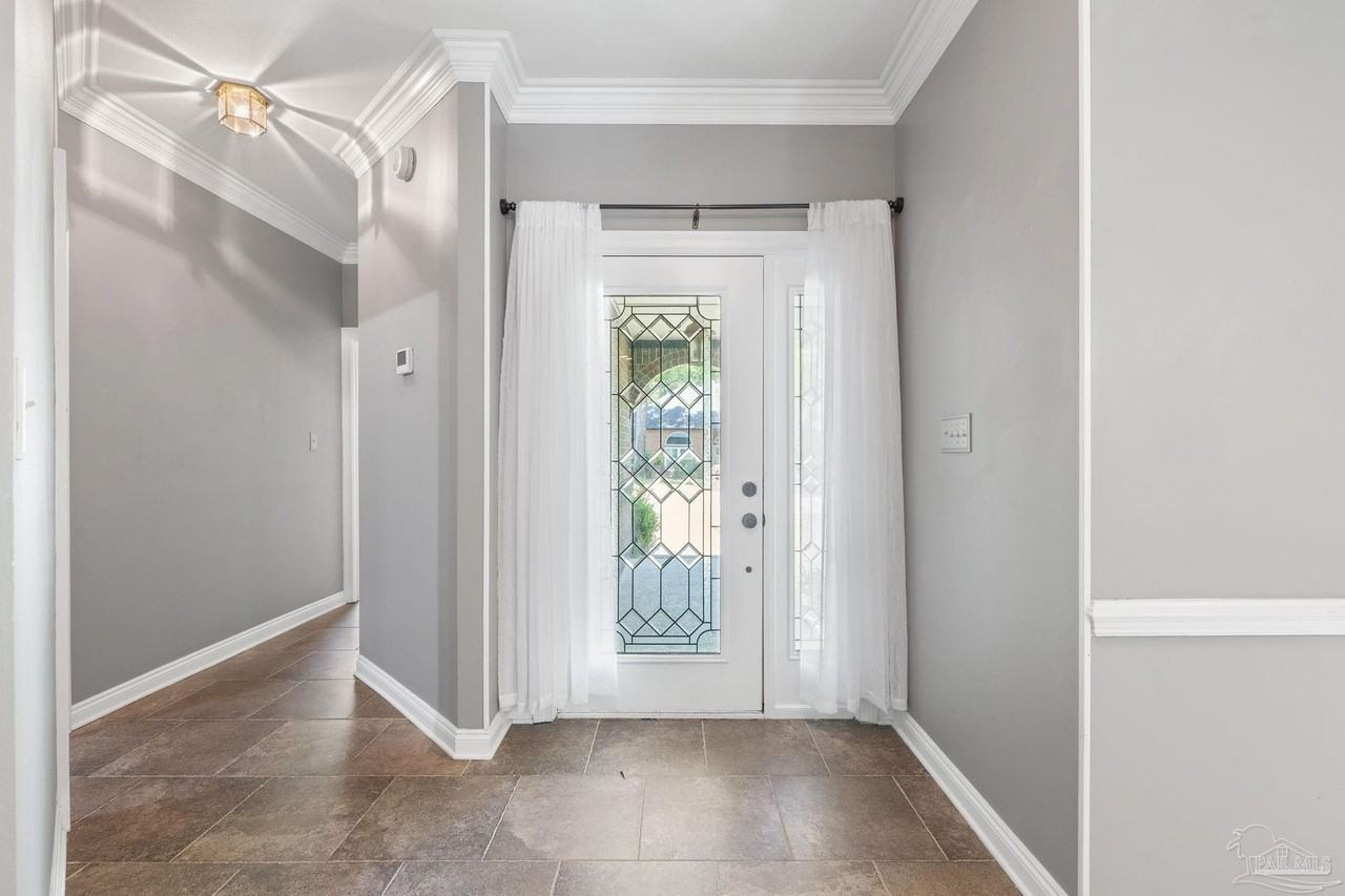 3351 Tompkins St - Photo 5 of 50