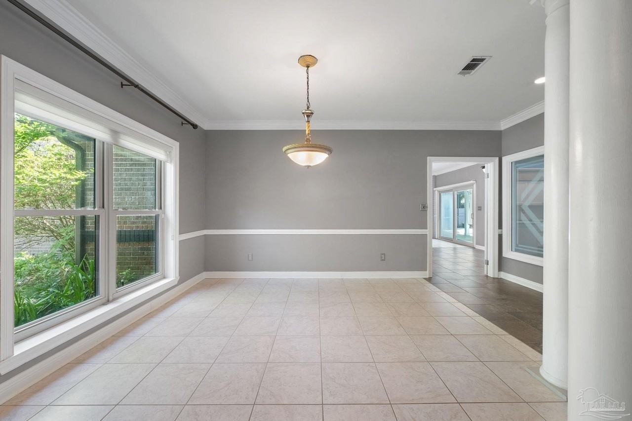 3351 Tompkins St - Photo 6 of 50