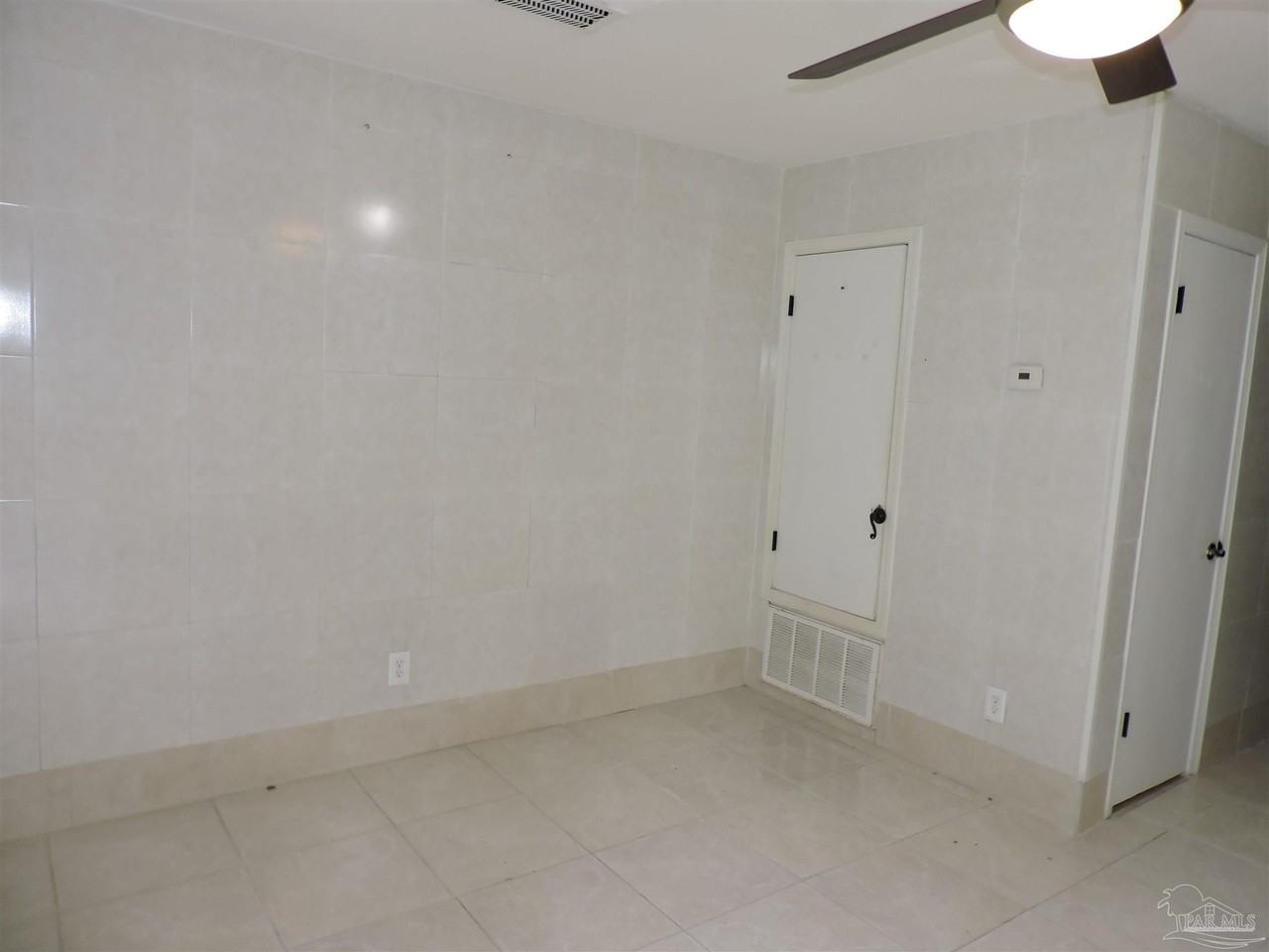 1345 Jasma Ln #B - Photo 2 of 10