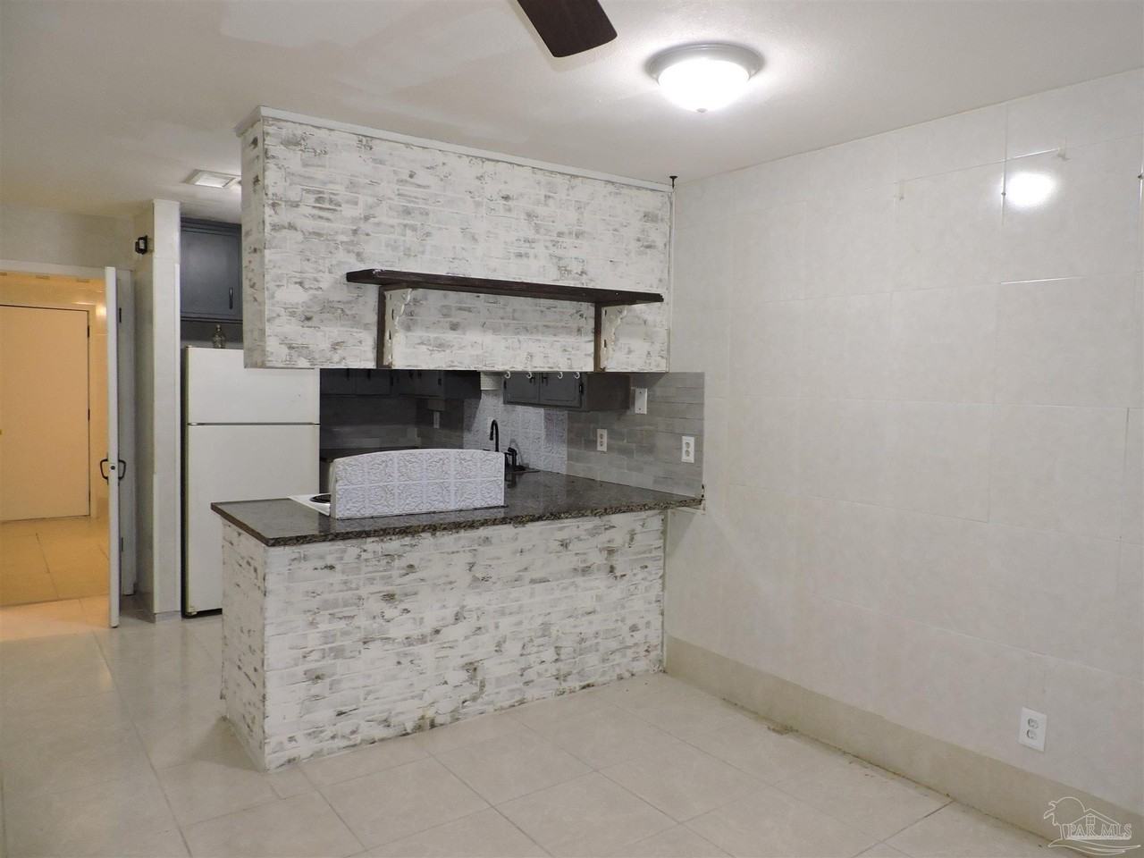 1345 Jasma Ln #B - Photo 4 of 10