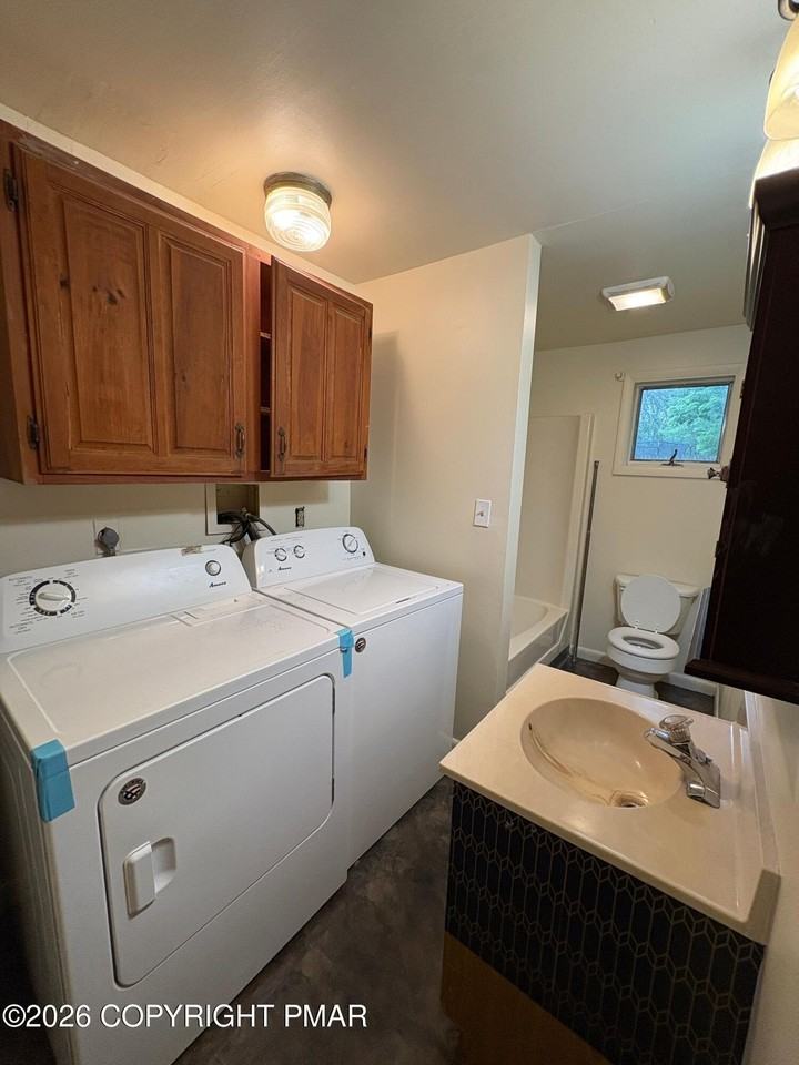 125 Elizabeth St #A - Photo 3 of 6