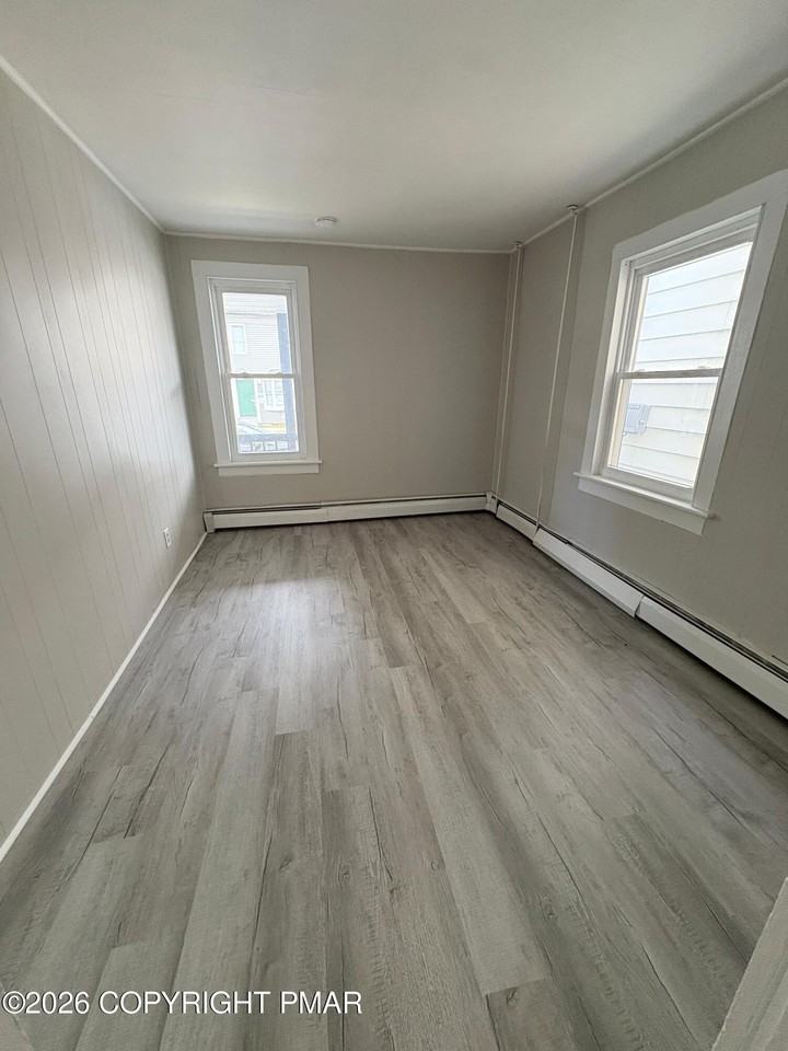 117 N 9th St #101 - Photo 6 of 6