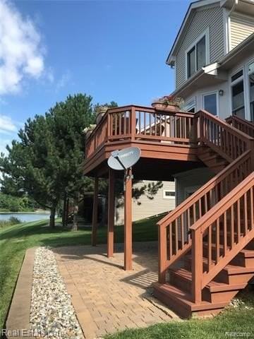 919 Stony Lake Ct #36 - Photo 5 of 27