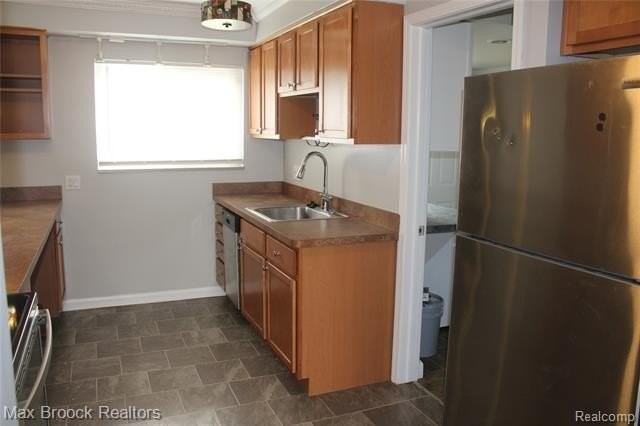 3800 Normandy Rd #2 - Photo 3 of 11