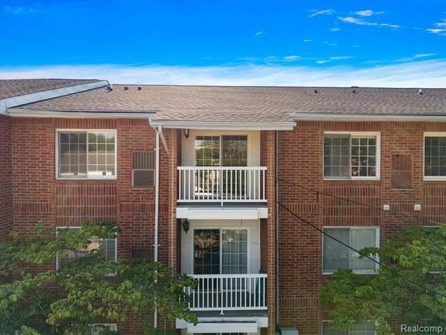 444 Chester St #420 - Photo 2 of 31