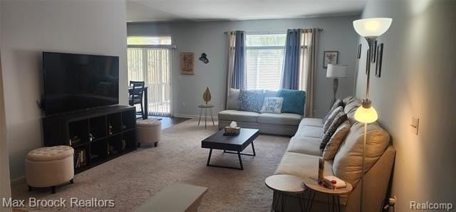 29574 Woodpark Cir - Photo 2 of 18