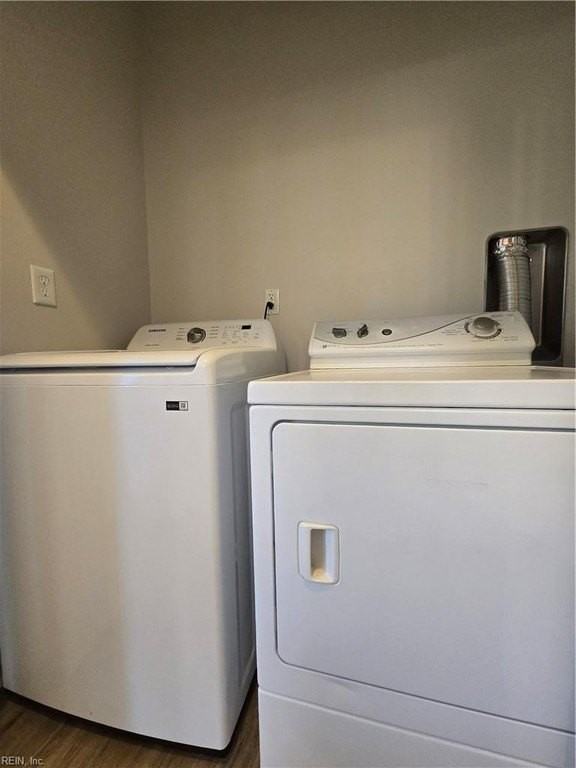 1696 Halesworth Ln #256 - Photo 6 of 19