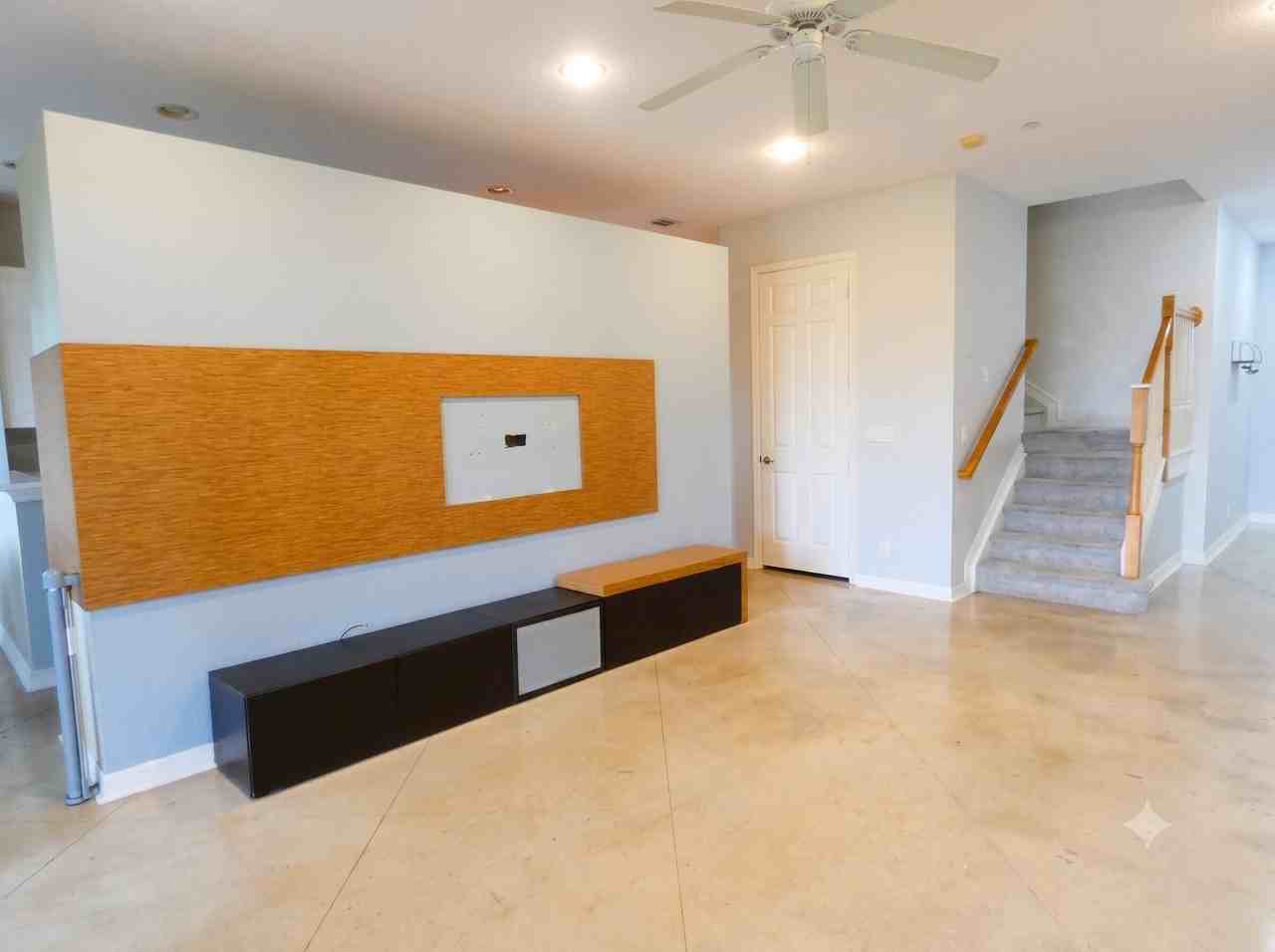 30 Beechdale Ln - Photo 4 of 22