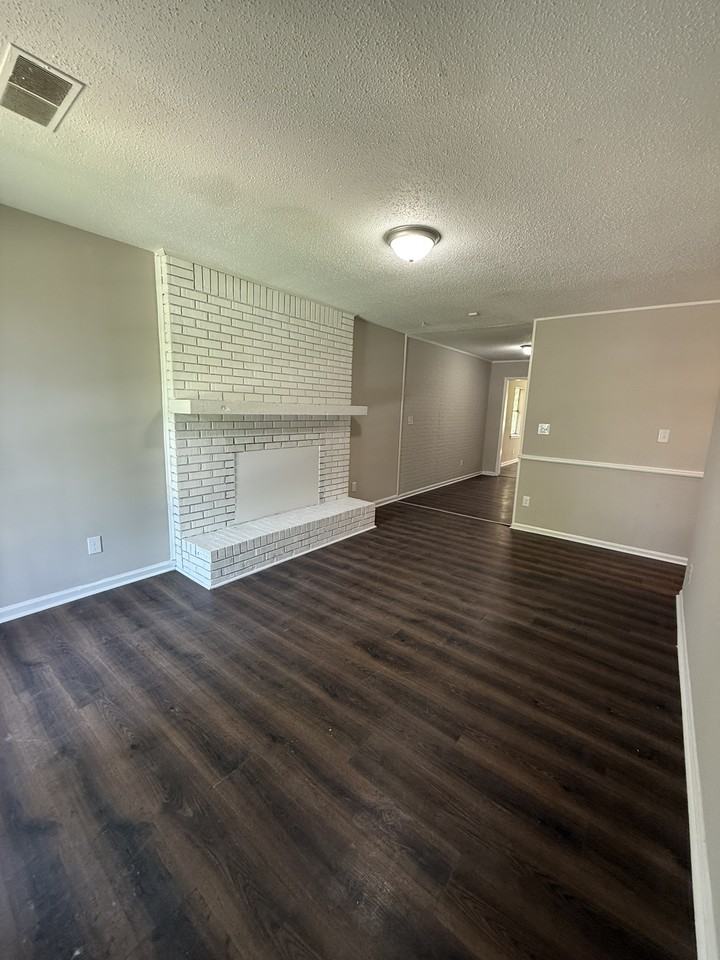 405 Nevada St #1 - Photo 3 of 11